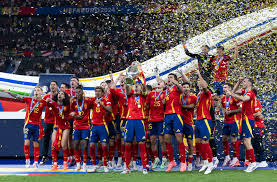 在本届中超 在本届中超